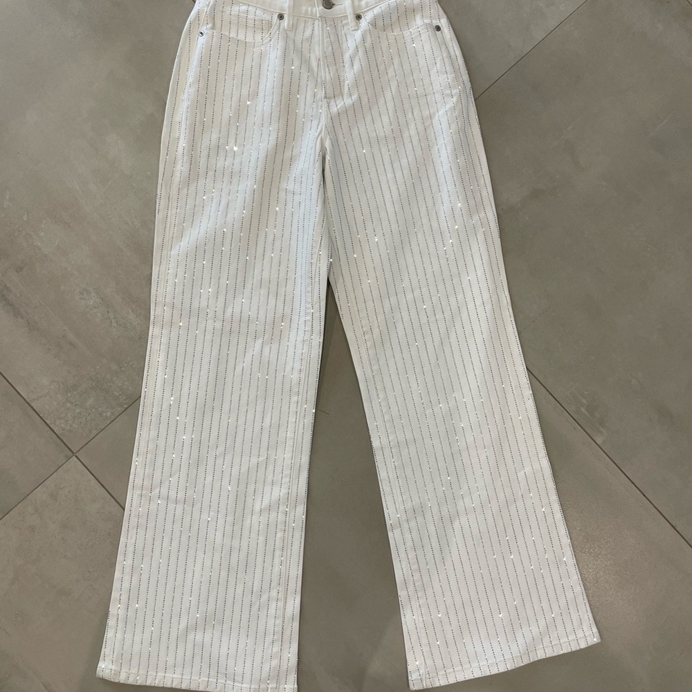 GOOD AMERICAN good ease rhinestonr pinstripe wide leg jeans in white-size 00/24